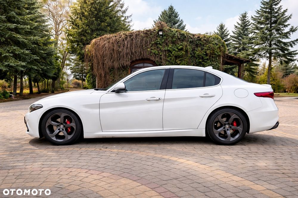 Alfa Romeo Giulia 2.2 D Turbo Super - 3