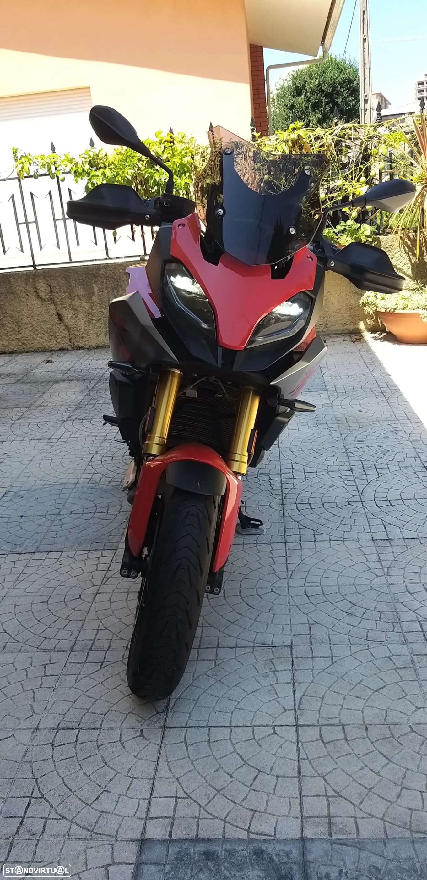 BMW F 900 XR - 9