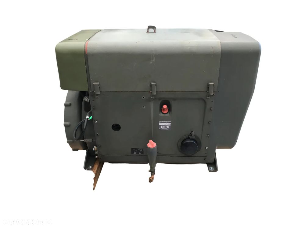 SILNIK HATZ D-8399 4L30K-155A 13000netto