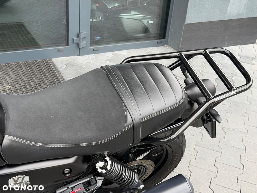 Moto Guzzi V7 - 35