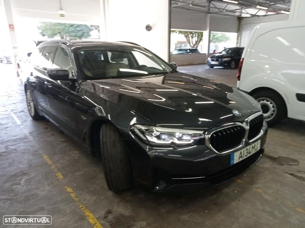 BMW 530 e - 5