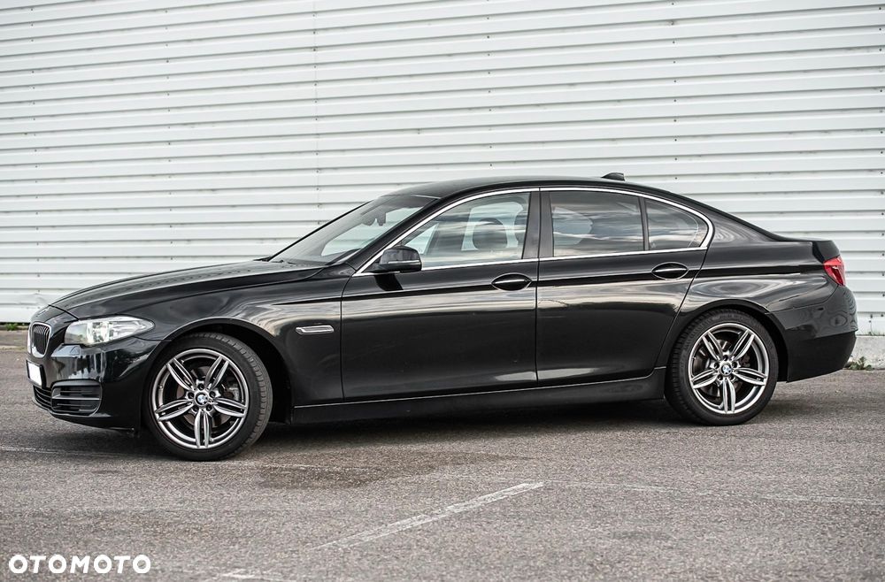 BMW Seria 5 520d xDrive - 3