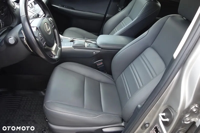 Lexus NX 300 Business Edition AWD - 8