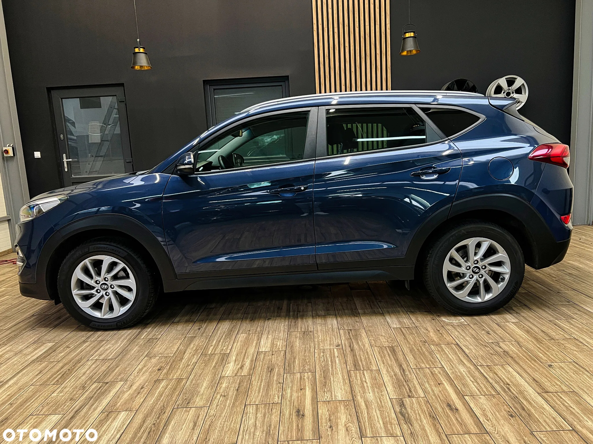 Hyundai Tucson blue 1.7 CRDi 2WD Trend - 10