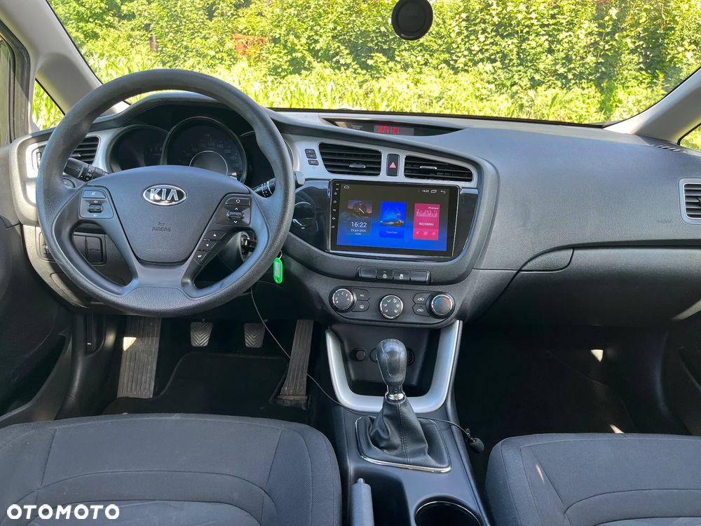 Kia Ceed 1.4 CVVT Attract plus - 17