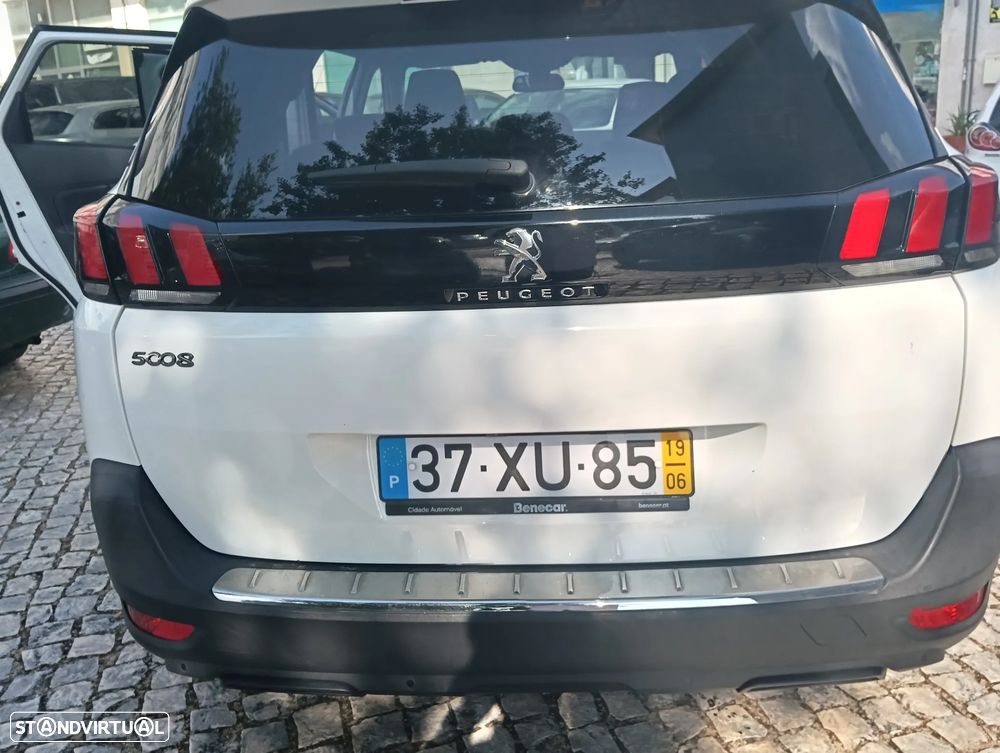 Peugeot 5008 1.5 BlueHDi GT Line J19 — fotografia 23
