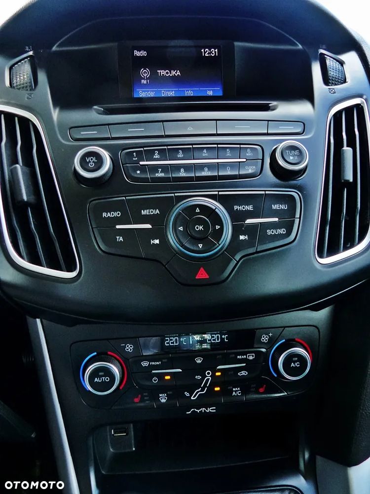 Ford Focus 1.0 EcoBoost Edition - 32