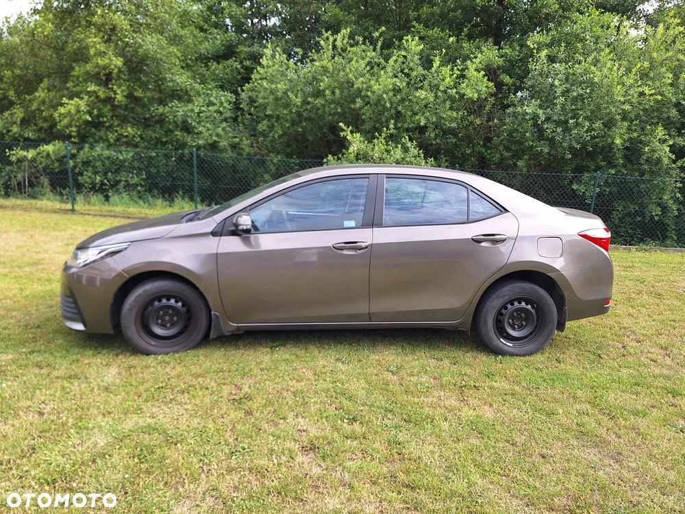 Toyota Corolla 1.6 Active - 3