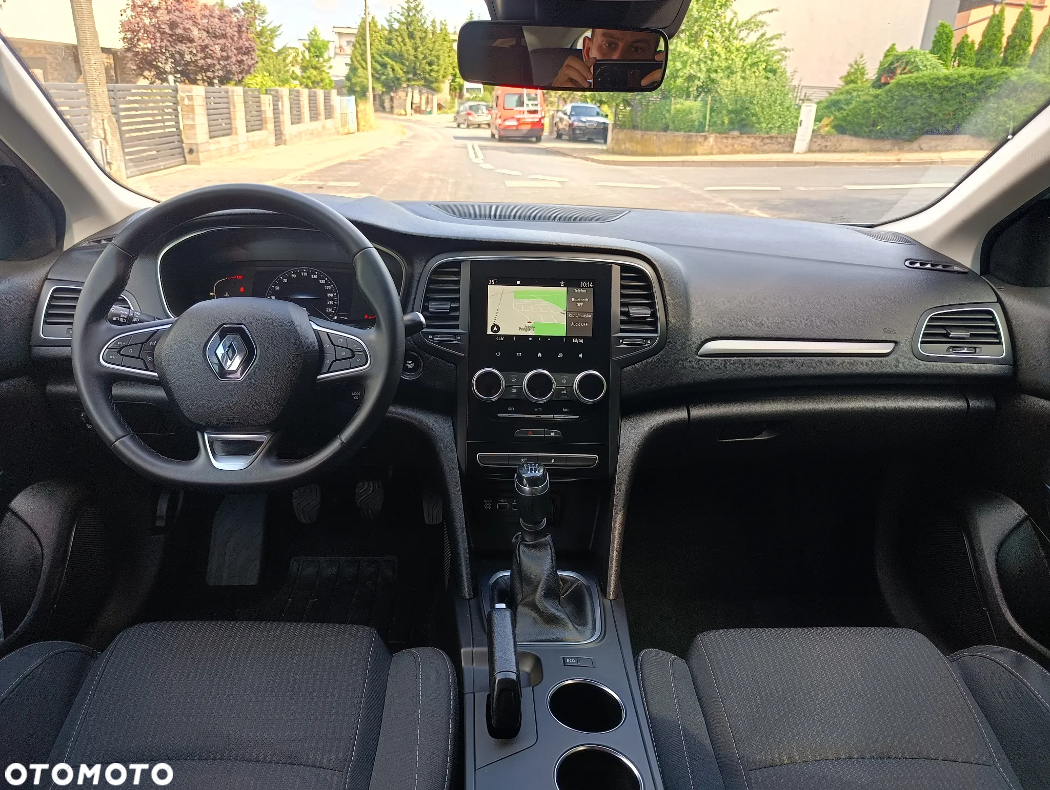 Renault Megane 1.5 Blue dCi Limited - 6