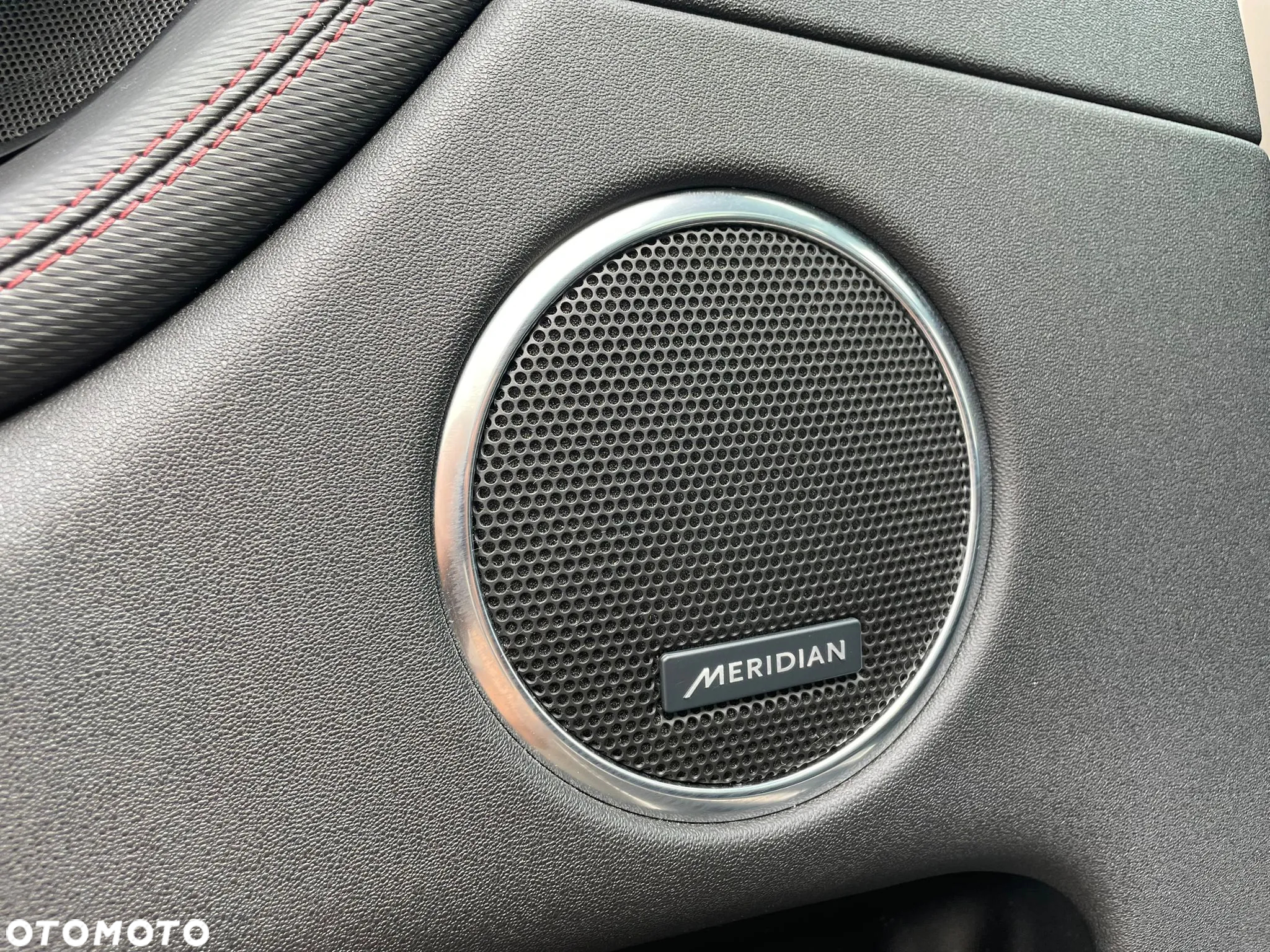 Land Rover Discovery Sport - 36