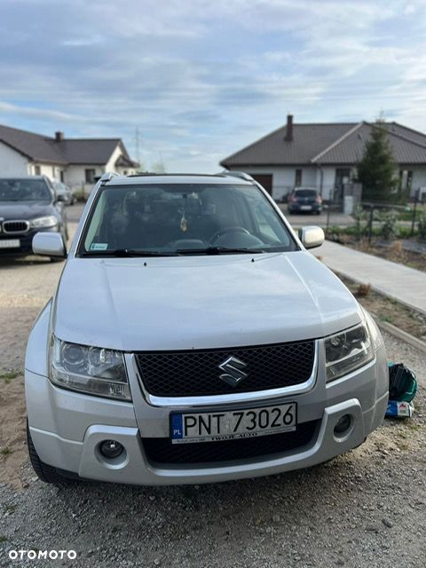 Suzuki Grand Vitara 1.9 DDiS Comfort DPF Limited - 10