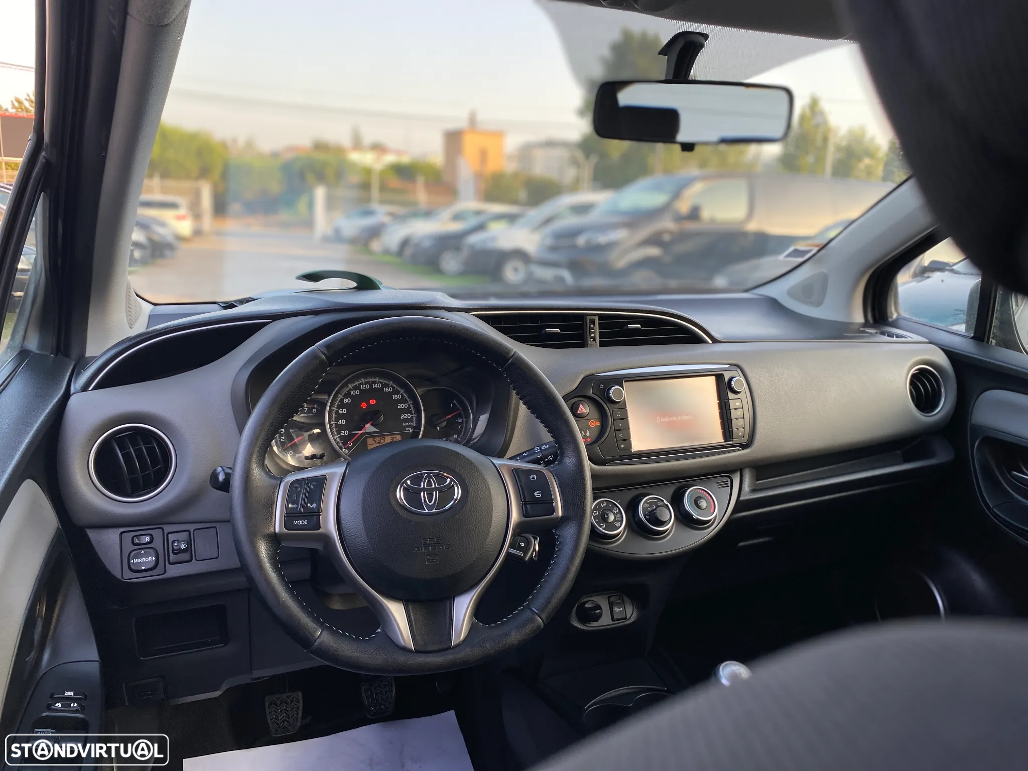 Toyota Yaris 1.0 VVT-i ACtive+AC - 8