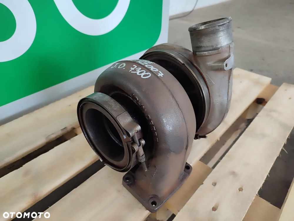 Turbosprężarka RE525340 silnika JOHN DEERE 6125HZ007 - 8