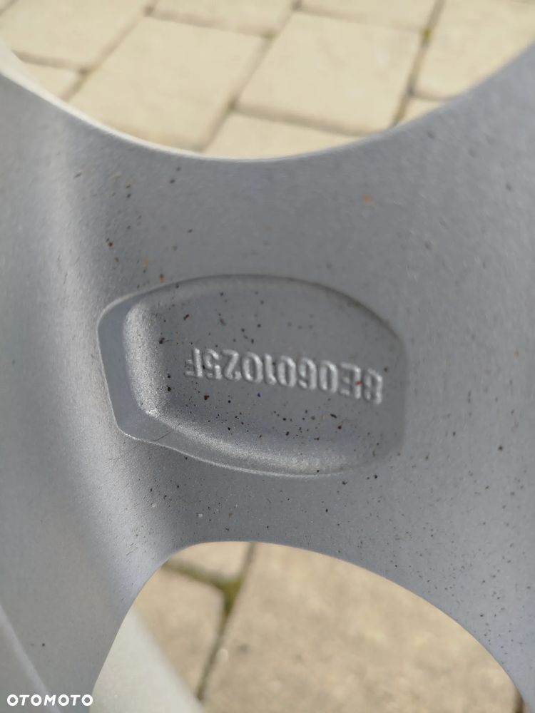 AUDI A4 B6 nowa felga 16" 5 x 112  8E0601025AE - 5