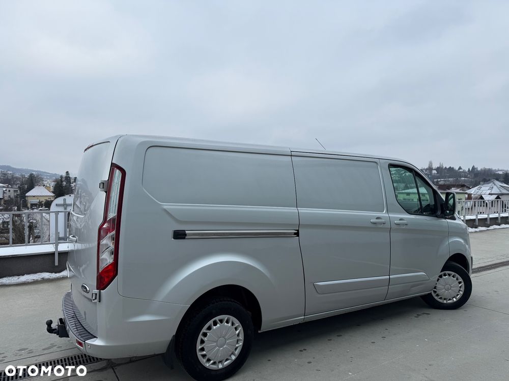 Ford TRANSIT COUSTOM - 23