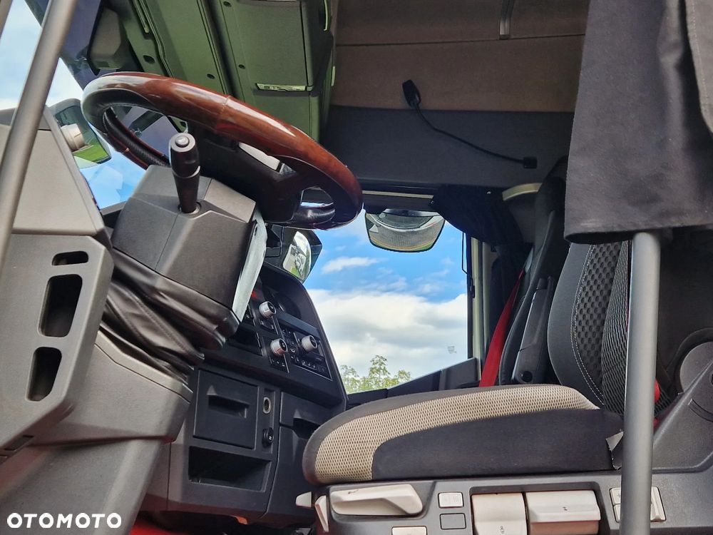 Renault T 480 E6 HIGH CAB MEGA LOW DECK - 24