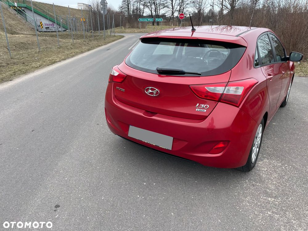Hyundai i30 1.6 CRDi BlueDrive Classic - 27