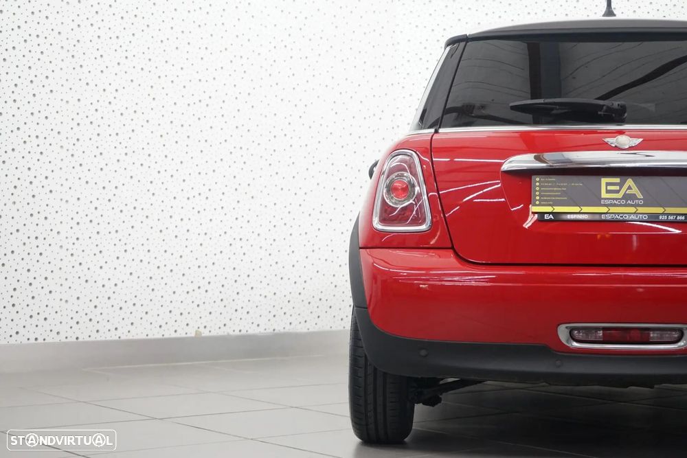 MINI 3 Portas Cooper D - 32