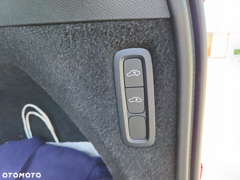 Volvo XC 90 T8 AWD Twin Engine Geartronic Inscription - 11