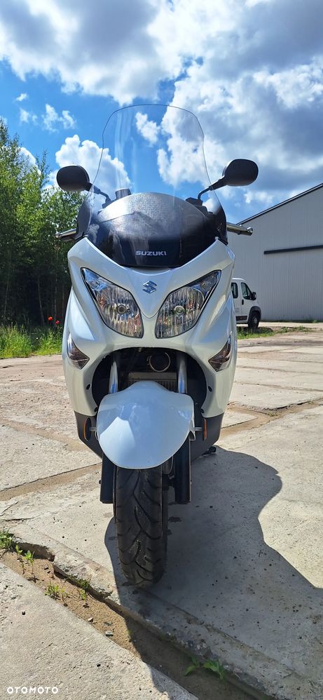 Suzuki Burgman - 7