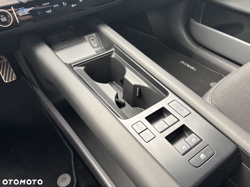 Hyundai IONIQ 6 77kWh Black Edition - 13