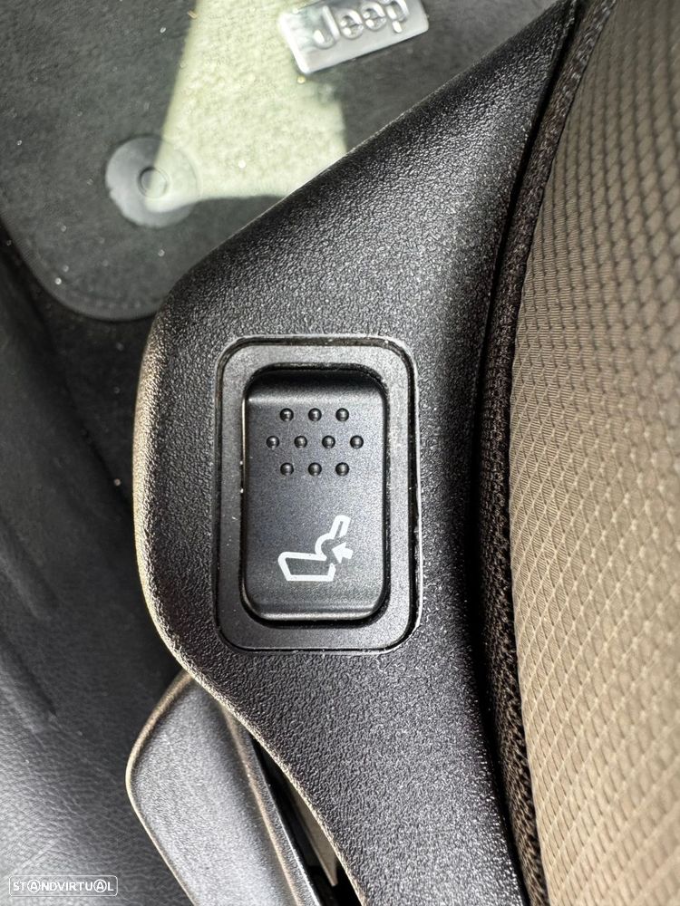 Jeep Renegade 1.6 MJD Limited - 12