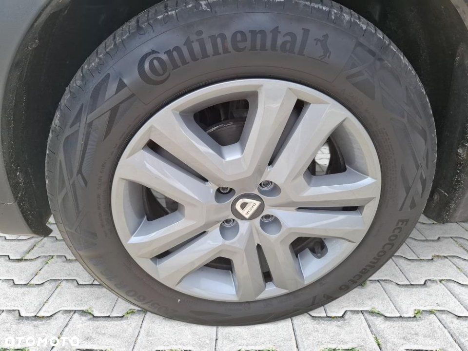 Dacia Sandero - 11