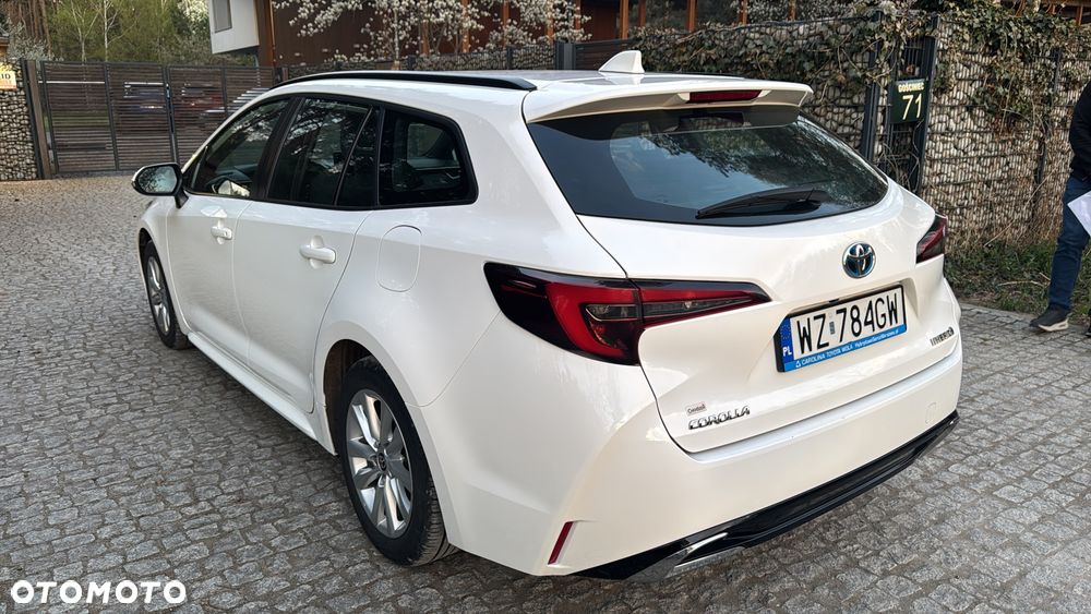 Toyota Corolla 1.8 Hybrid Comfort - 4