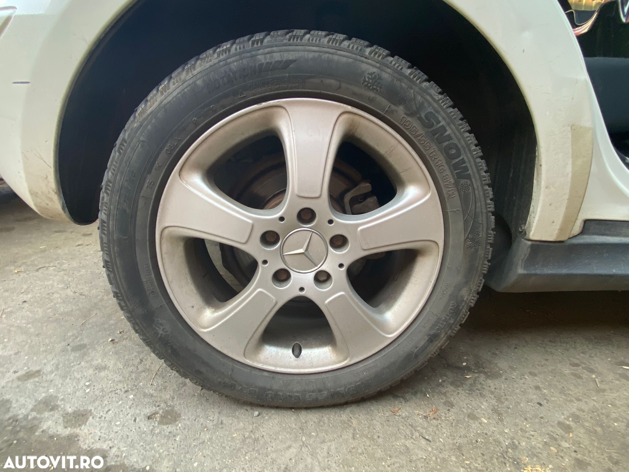 Mercedes-Benz A - 3