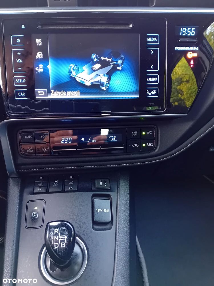 Toyota Auris Hybrid 135 Prestige - 30