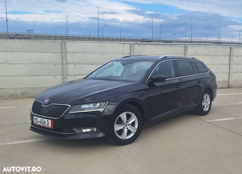 Skoda Superb 2.0 TDI DSG Style - 1