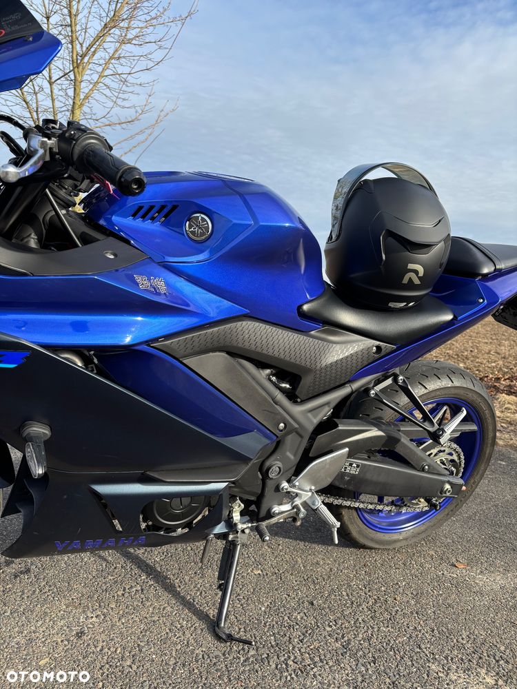 Yamaha R3 - 11