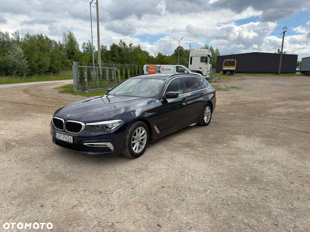 BMW Seria 5 520d xDrive - 1