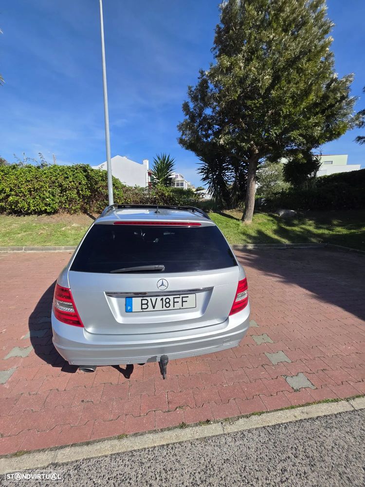 Mercedes-Benz C 220 Station CDI DPF Auto BlueEFFICIENCY SPORT EDITION - 25