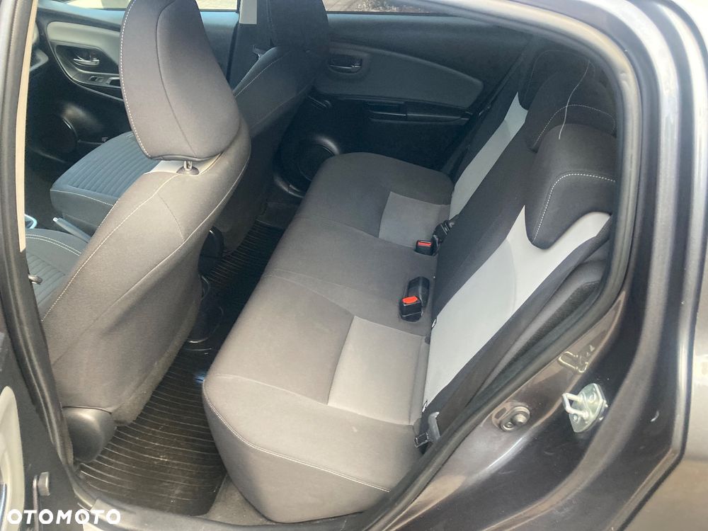 Toyota Yaris 1.5 Premium - 33