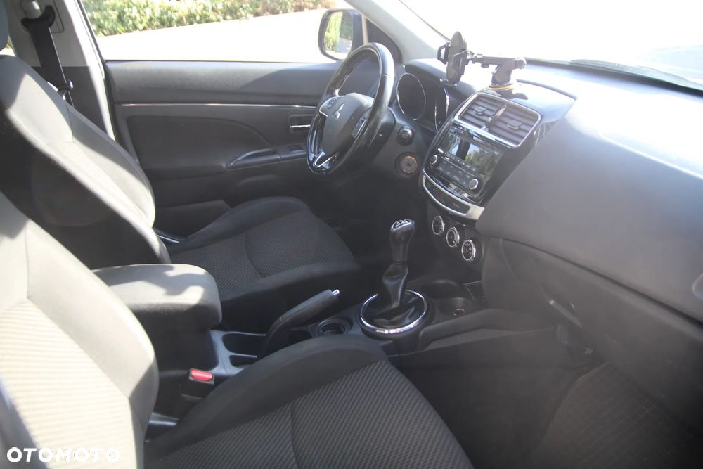 Mitsubishi ASX - 11