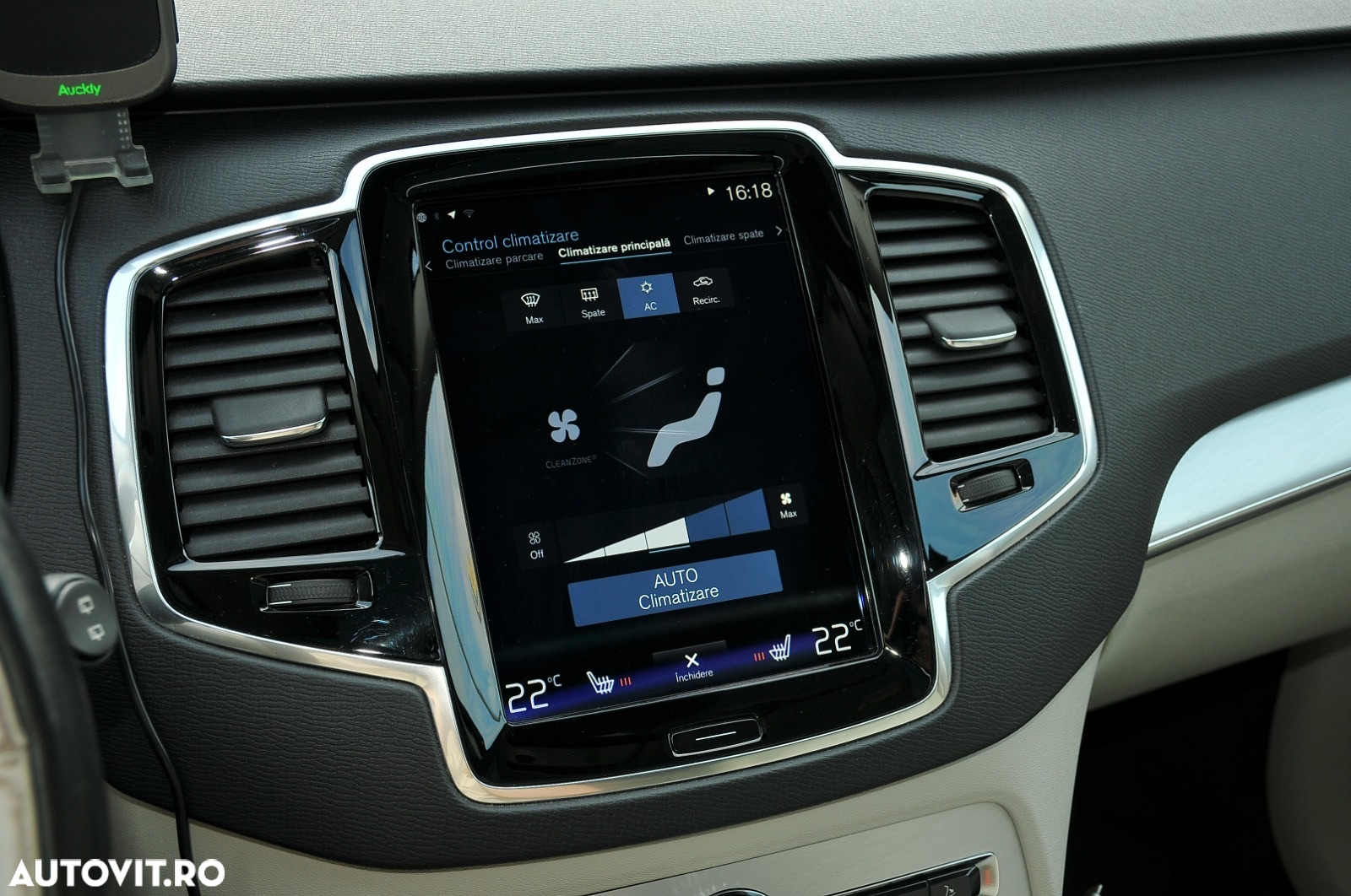 Volvo XC 90 - 17