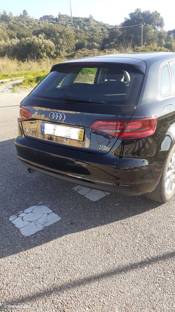 Audi A3 Sportback 1.6 TDI Advance - 2