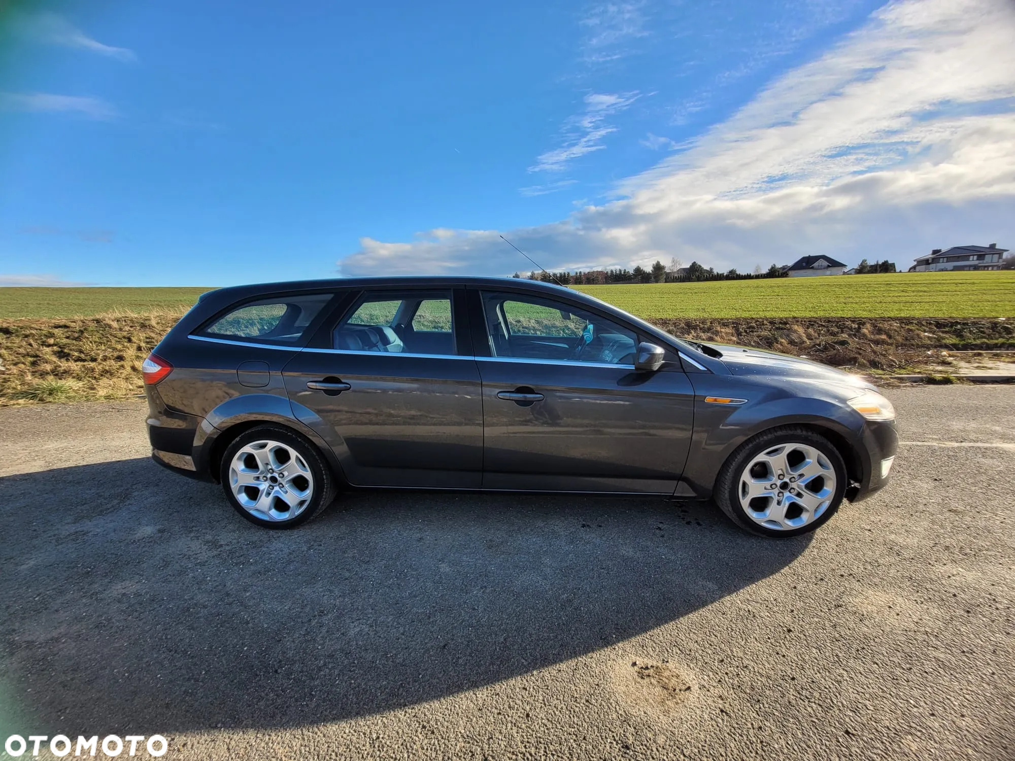 Ford Mondeo - 2