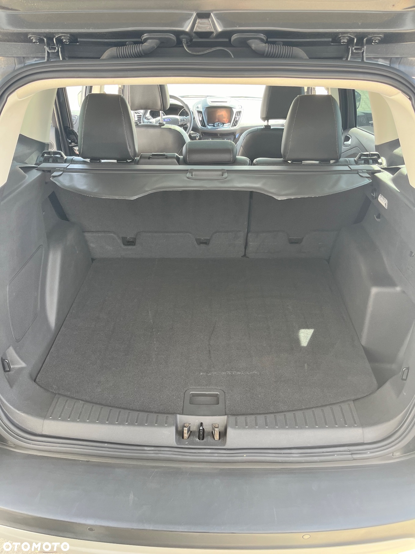 Ford Escape 2.0 EcoBoost AWD Titanium - 11