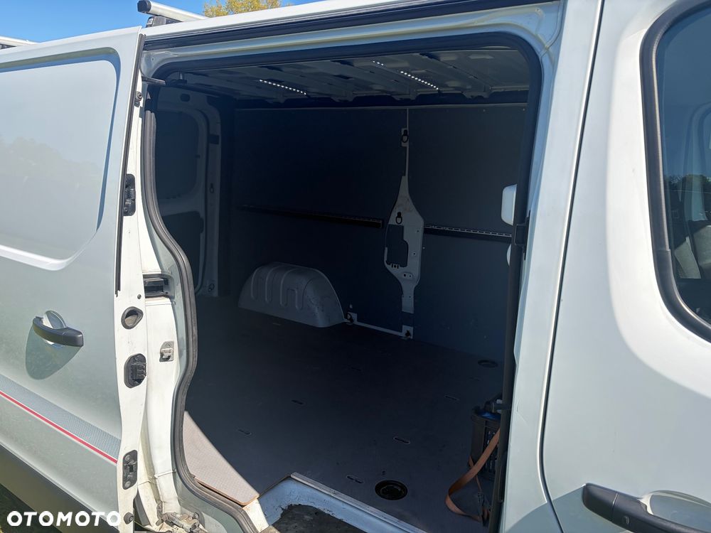 Renault Trafic - 14