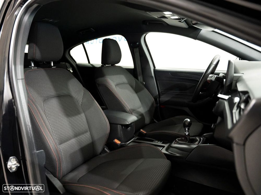 Ford Focus 1.0 EcoBoost MHEV ST-Line Style SIP - 14