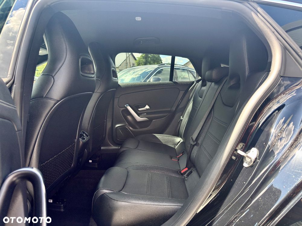 Mercedes-Benz CLA 200 d 8G-DCT Edition Progressive Line - 19