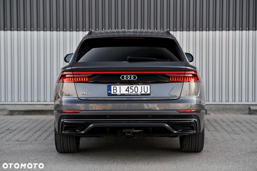 Audi Q8 55 TFSI quattro tiptronic - 9