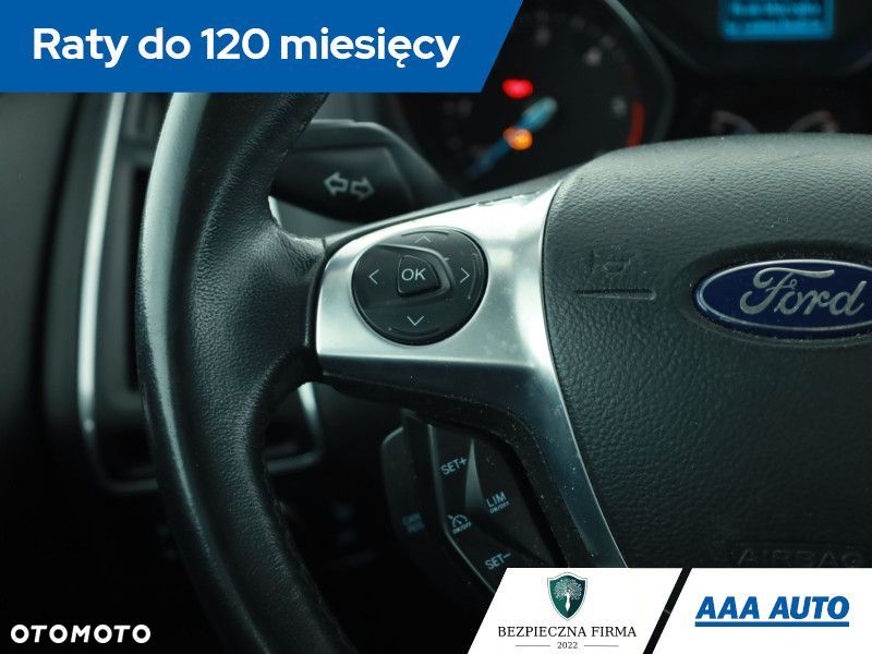 Ford Focus SW - 16