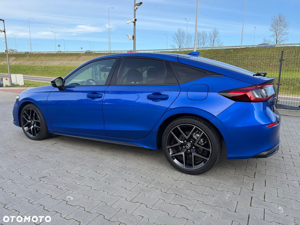Honda Civic 2.0 i-MMD Advance BSI CVT - 12