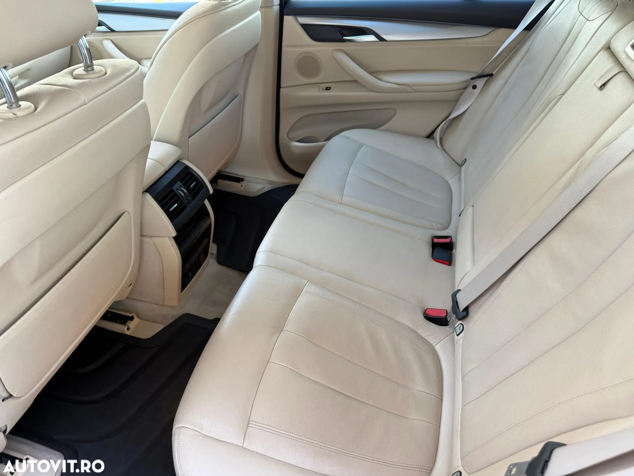 BMW X5 xDrive30d - 14
