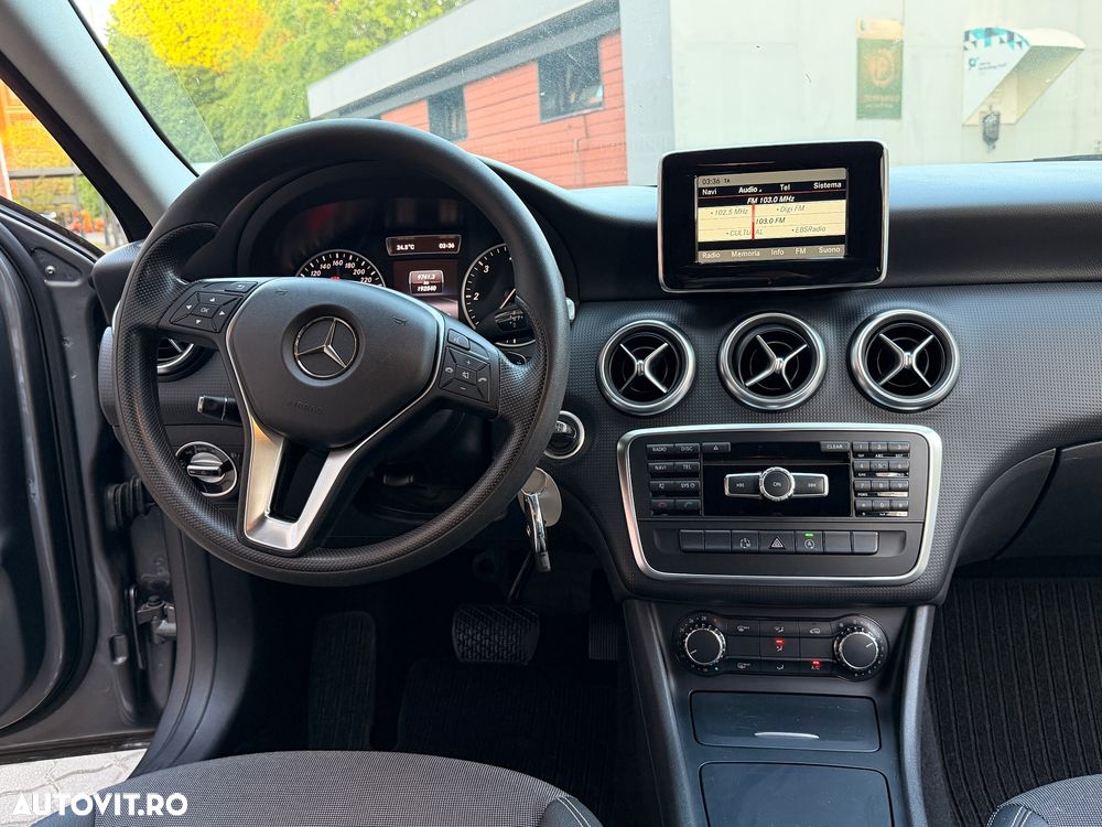 Mercedes-Benz A 180 - 13