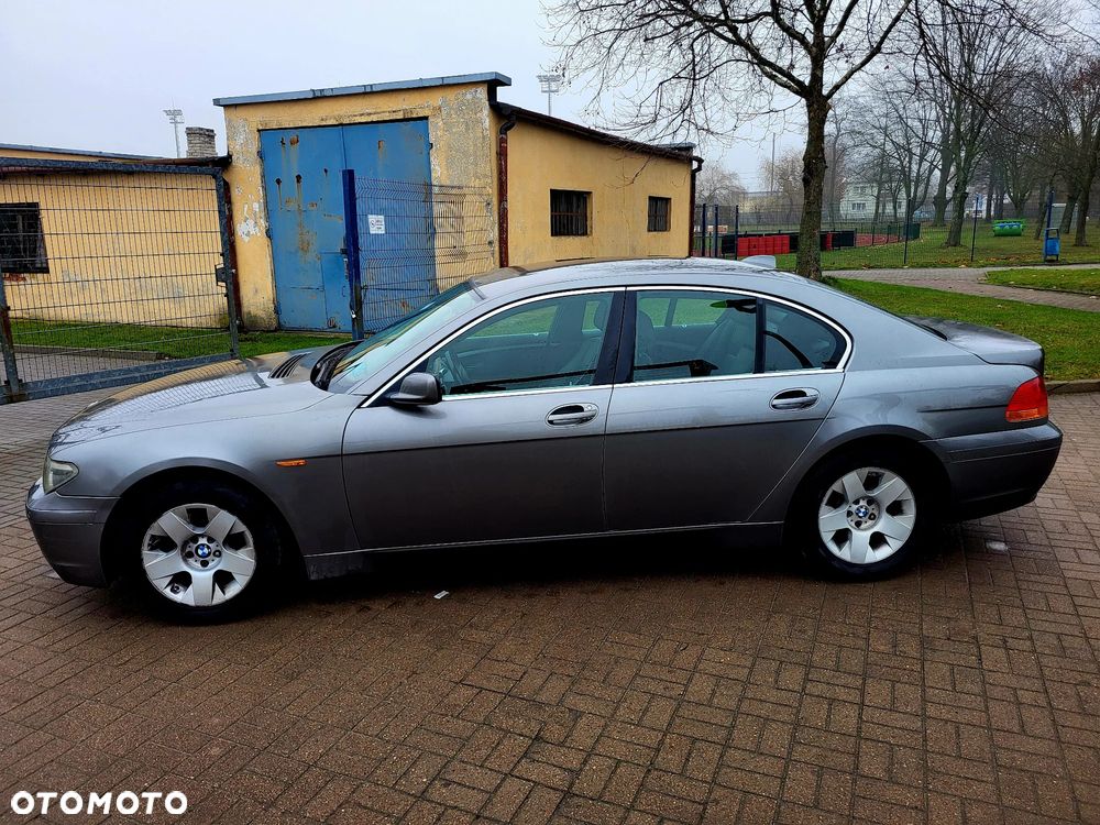 BMW Seria 7 - 8