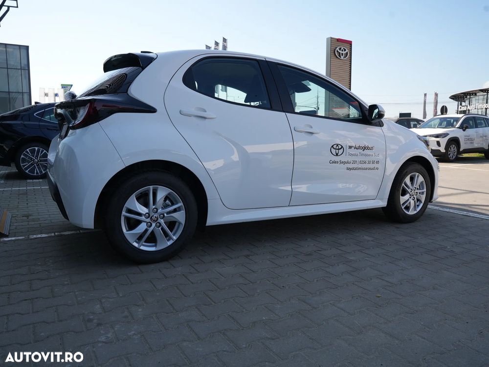 Toyota Yaris - 4